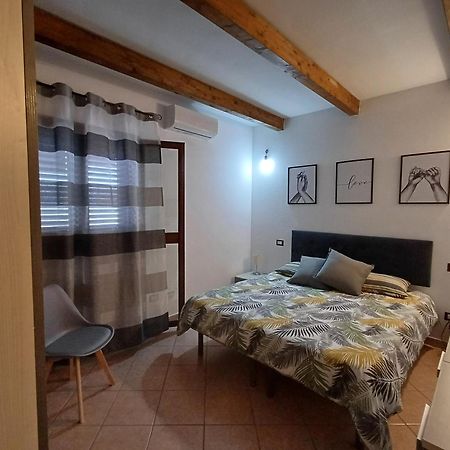 La Dependance Di Andreina Apartment Baunei Luaran gambar